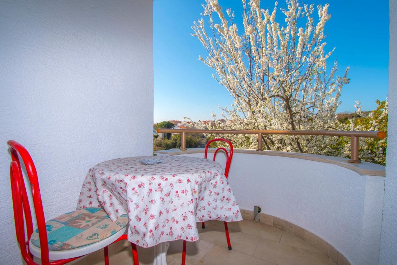 Apartments Grand & Plav In Krk Krk Town Kültér fotó