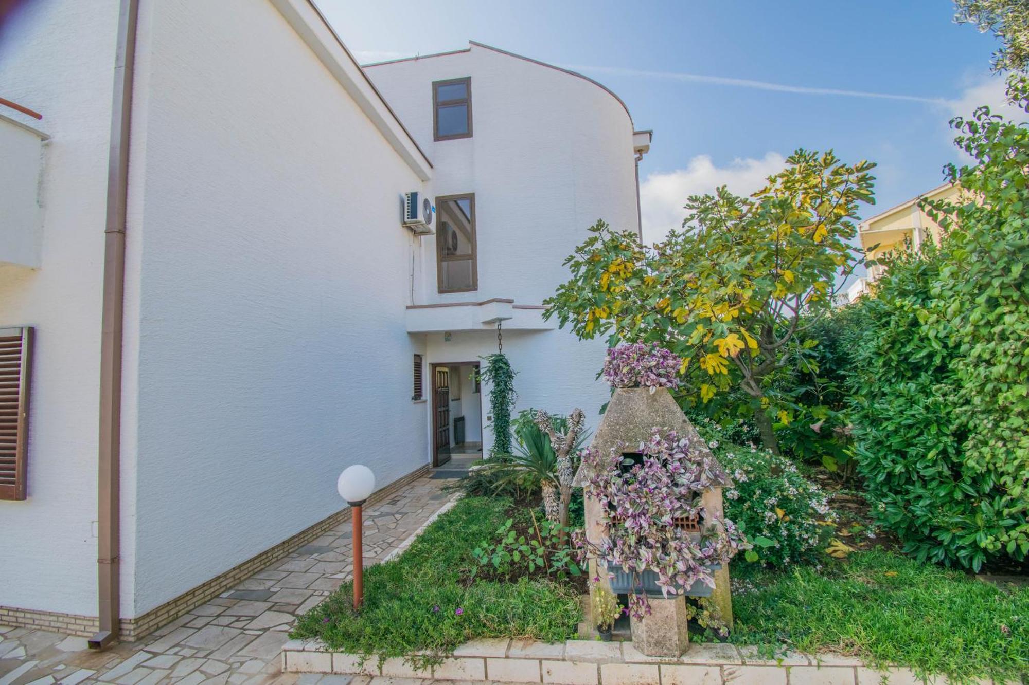 Apartments Grand & Plav In Krk Krk Town Kültér fotó